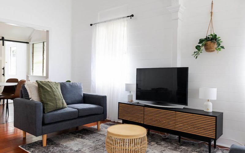 Living room image 2