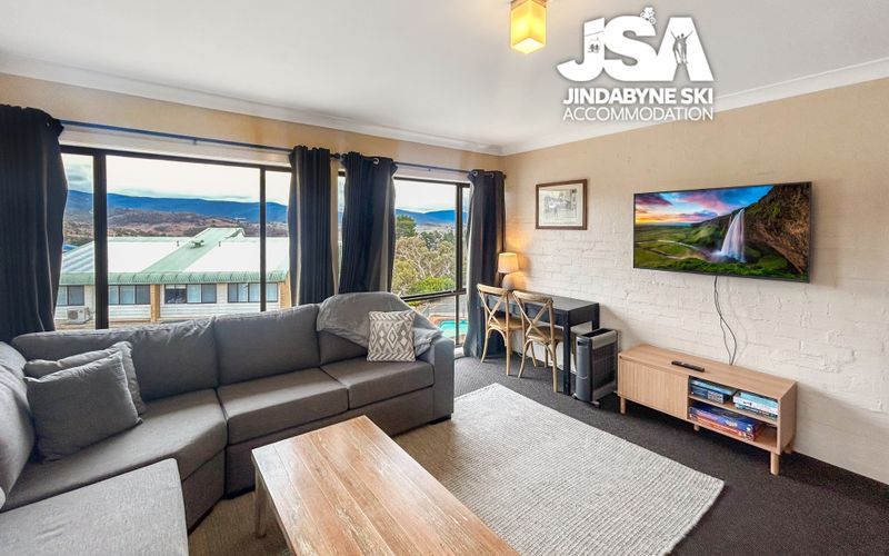 Alpine Mountain View 44