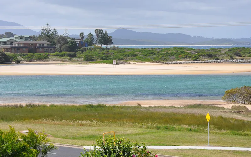 ABERDEEN 1: 112 Lamont Street -Views, great for boats