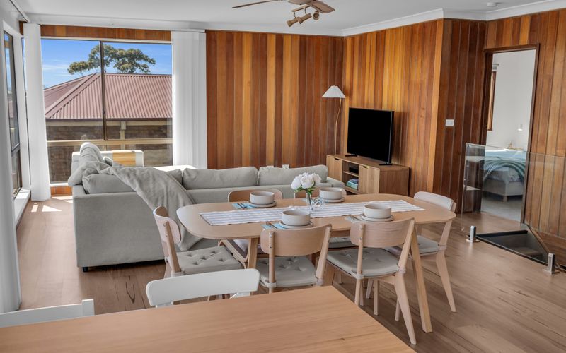 SEA GAZZA – Welsh Street, 12