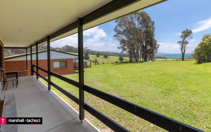 CUTTAGEE BEACH COTTAGE 5