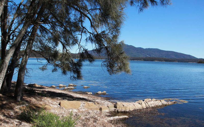 EIGHT ON THE LAKE: 8 Fairhaven Point Way- Lakefront