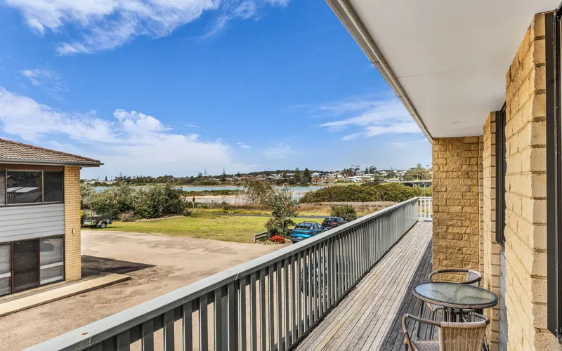 Marlin Waters 2 – Unit 2 Narira St 8