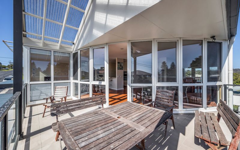 Beach Pad 1 – Wallaga Street 2