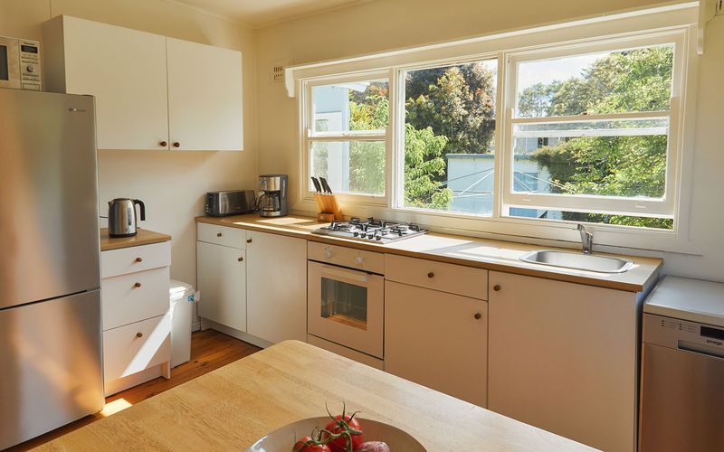 WALLAGA LAKE ROAD, 3 Holiday beach house, Wallaga Lake Heights – Linen, Wifi