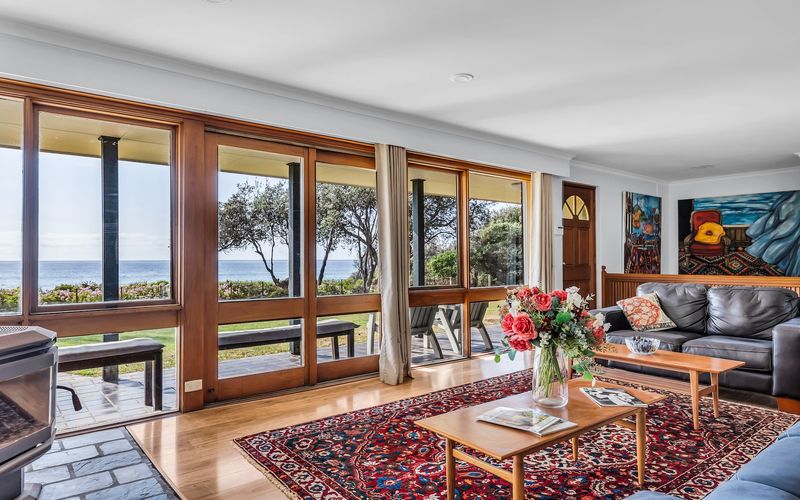 ART HOUSE- 2 BEDROOM