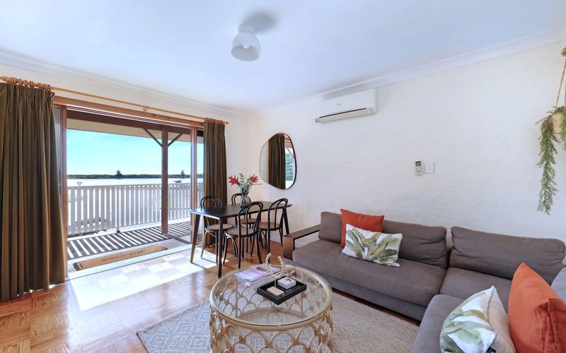 What A View – Lamont St Unit 4/120