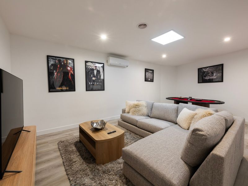 Relaxed living area with entertainment and games nearby