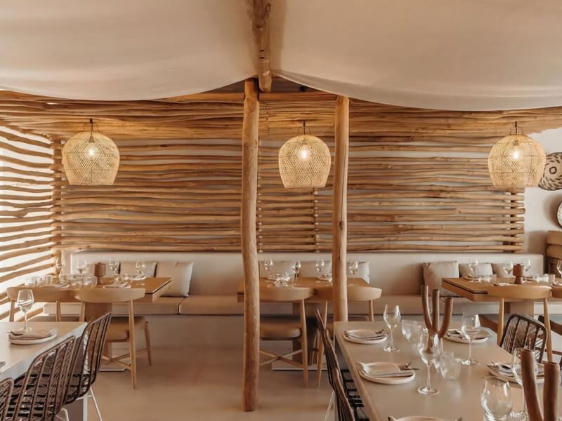 The Nest Luxury Apartment 100m to the Beach