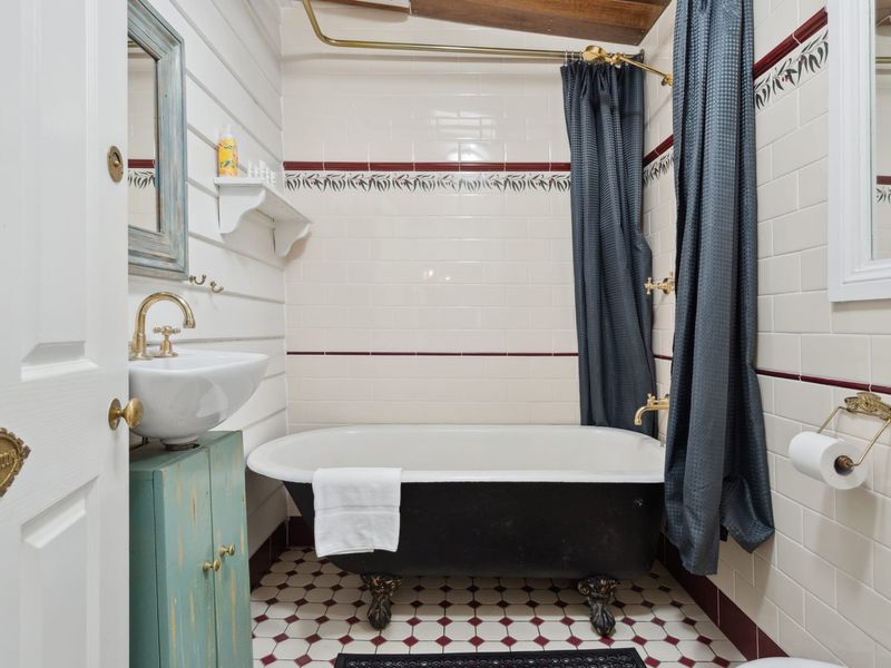 Elevated Serenity Where Views Meet Comfort