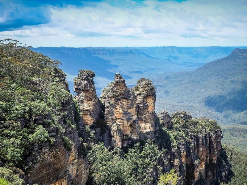 Architectural Masterpiece: Sandbox House
