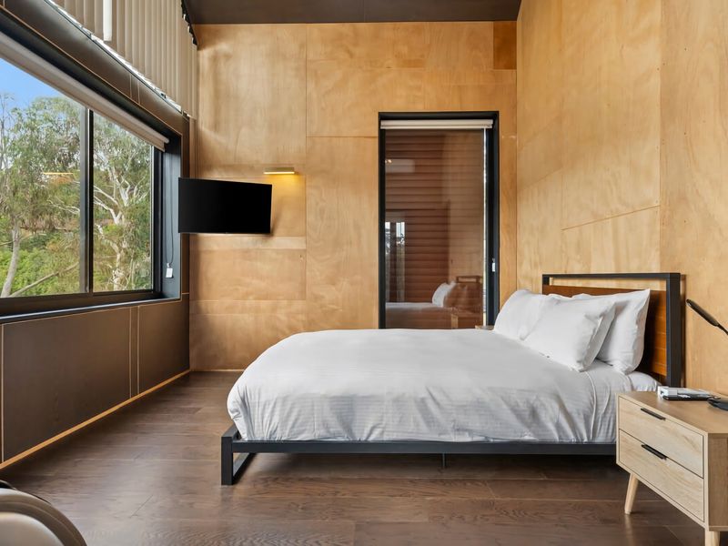 Architectural Masterpiece: Sandbox House