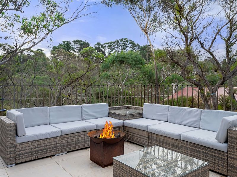 Architectural Masterpiece: Sandbox House