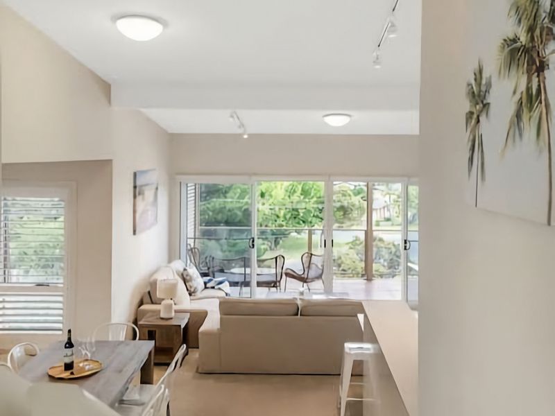 Stunning water view Home moments from town