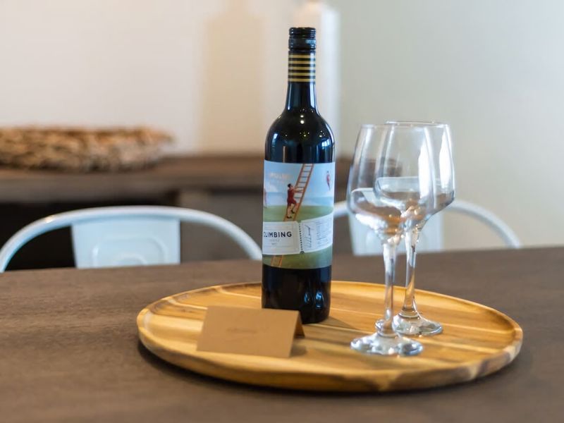 Stunning water view Home moments from town