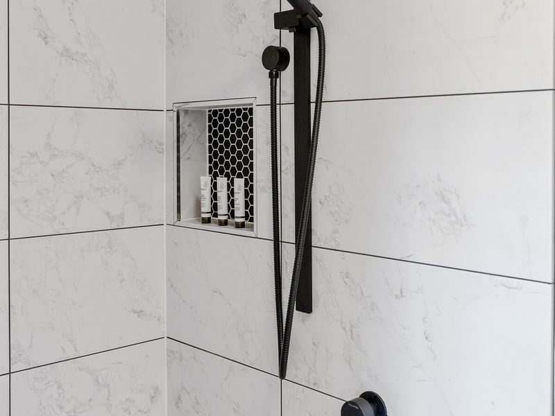 Sip and Soak Up Summer in the Hunter