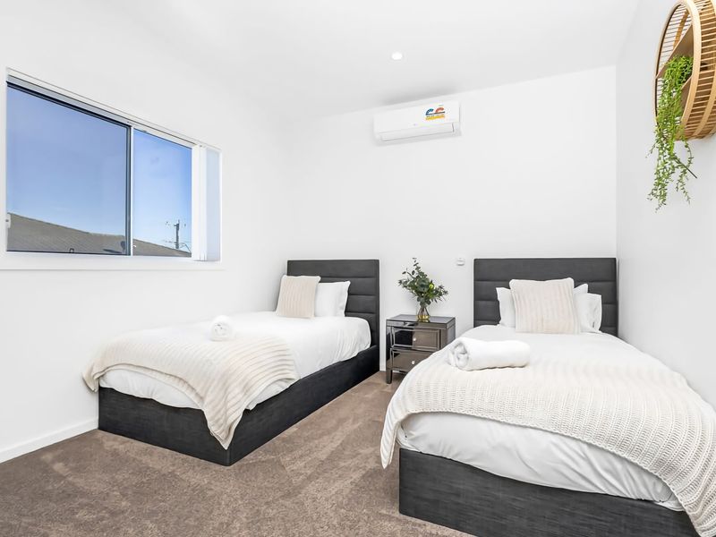 Tranquility Shores 500m to Dutchmans Beach