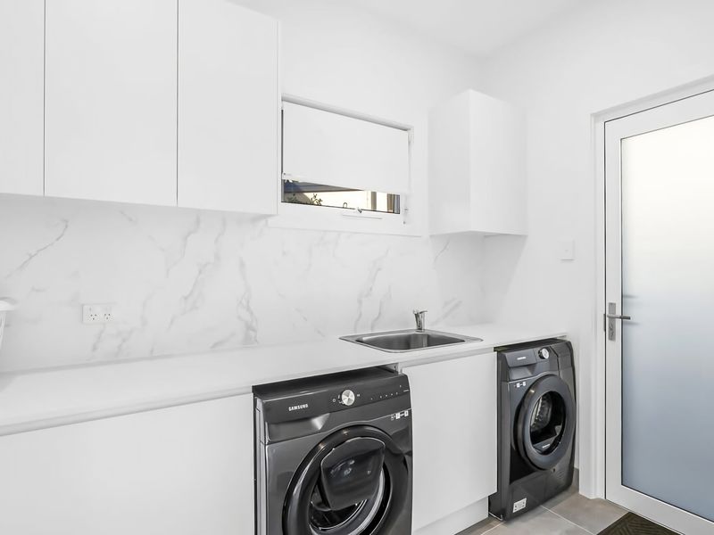 Tranquility Shores 500m to Dutchmans Beach