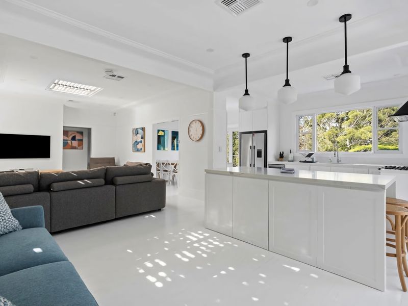 Hillside Hamptons Indoor Fire and Fire Pit