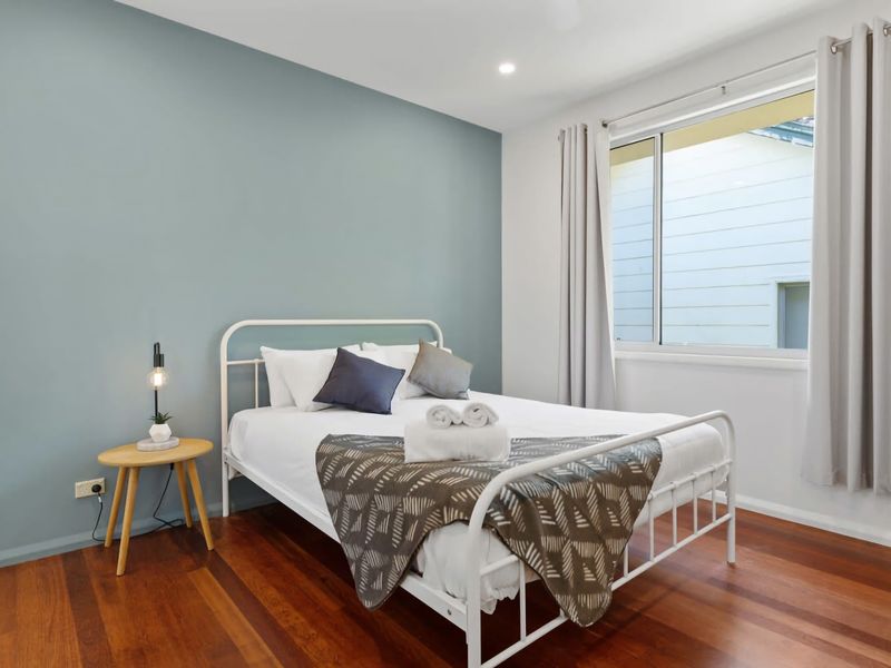 Beach Mansion 2 Minutes from Water