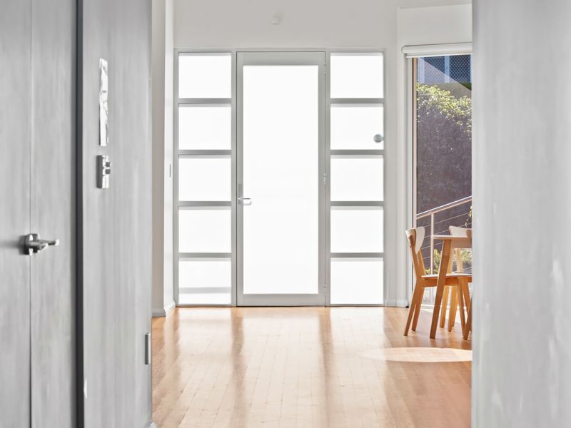 Beach Mansion 2 Minutes from Water