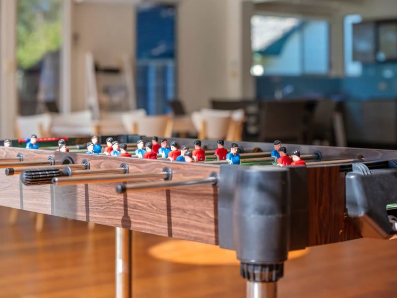 Beach Mansion 2 Minutes from Water