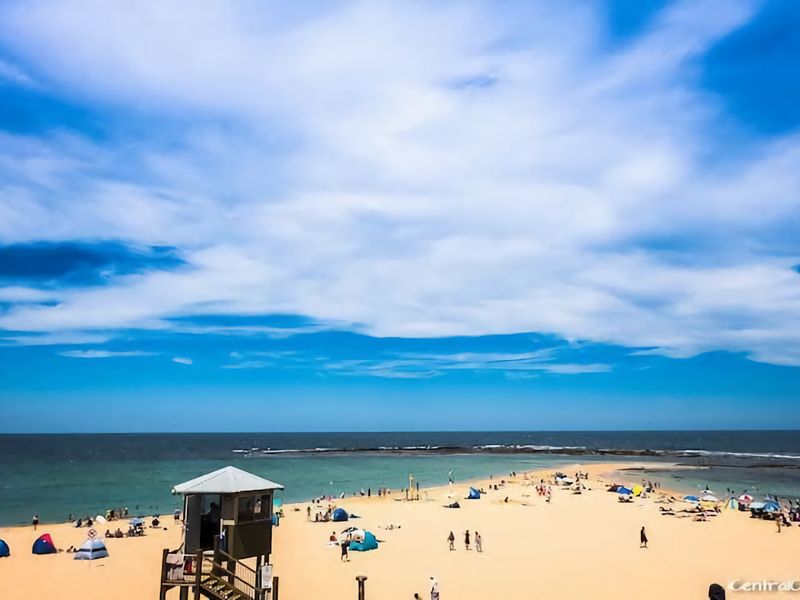 Beach Mansion 2 Minutes from Water