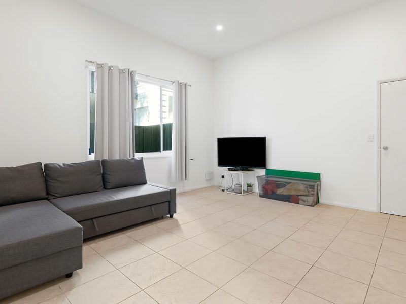 Beach Mansion 2 Minutes from Water