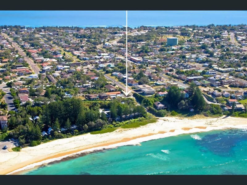 Beach Mansion 2 Minutes from Water