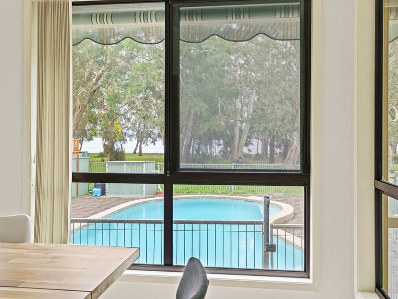 Waterfront Pet Friendly Abode Toukley NSW