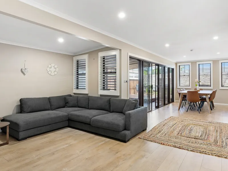 The Pet Friendly Pool House