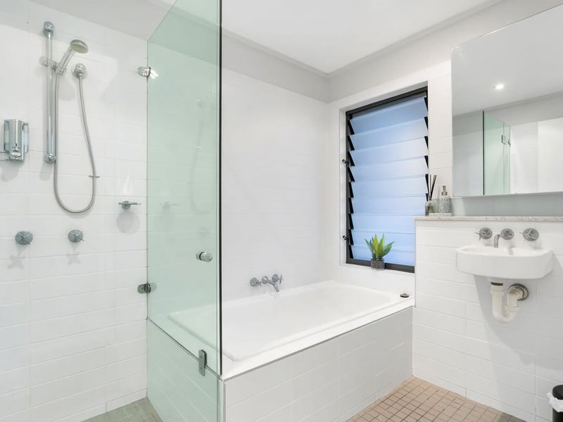 Sea View Retreat Ocean Views Pool Spa