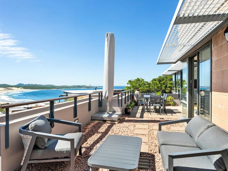 Sea View Retreat Ocean Views Pool Spa