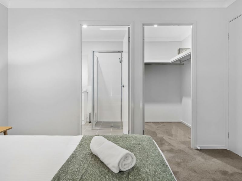 Time Out Beautifully decorated new home