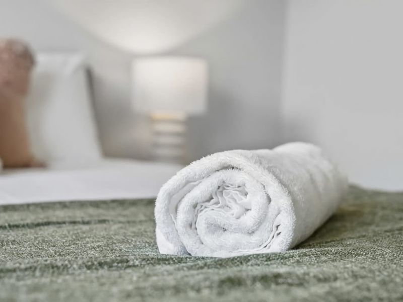 Time Out Beautifully decorated new home