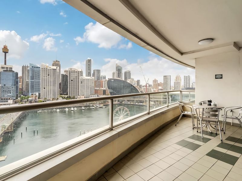 Dream Harbour View Parking Pool