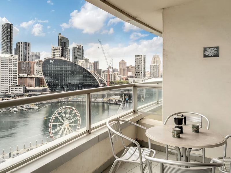 Dream Harbour View Parking Pool