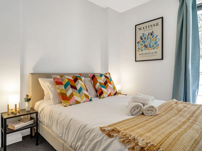 Eclectic Perfectly Positioned Apartment