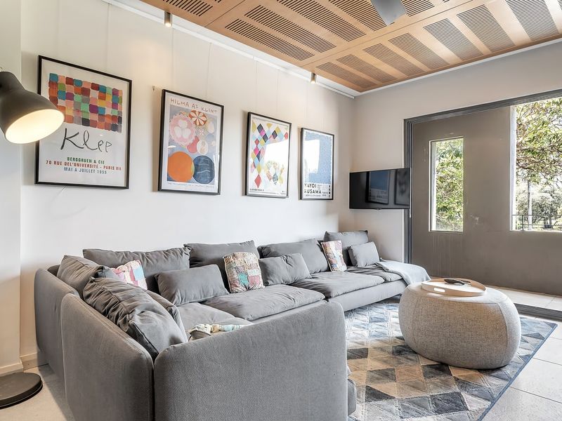 Eclectic Perfectly Positioned Apartment