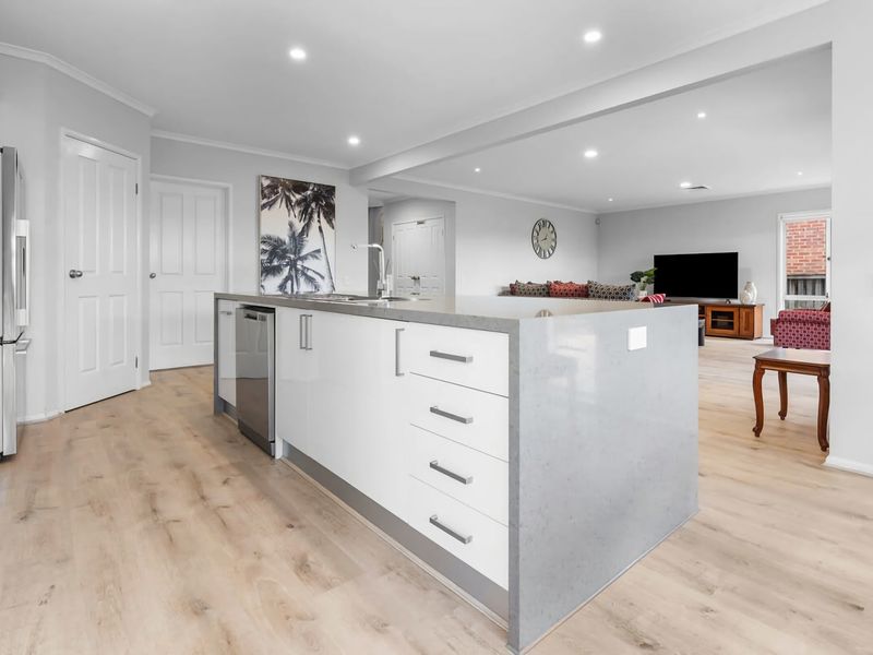 Exclusive Luxury Oasis Tumbi Umbi NSW