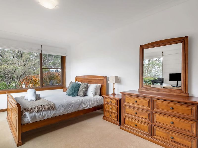 Spacious Retreat with Breathtaking Views