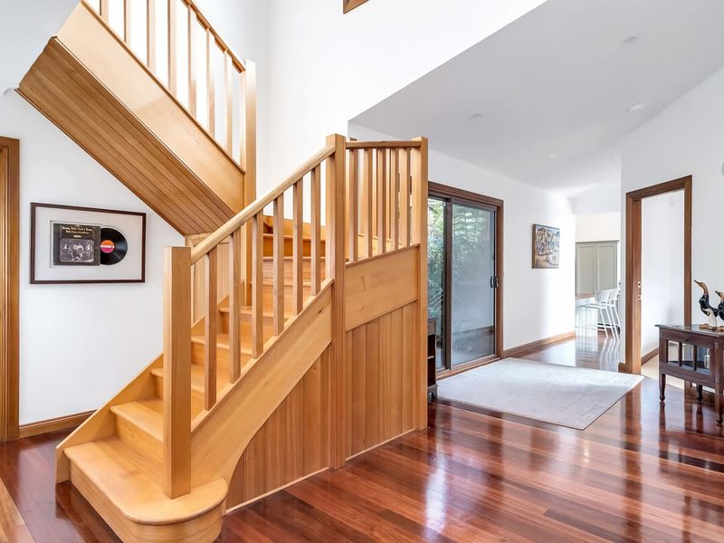 Spacious Retreat with Breathtaking Views