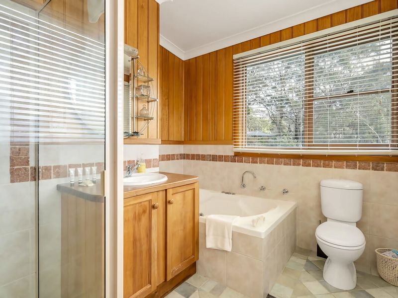 Spacious Retreat with Breathtaking Views