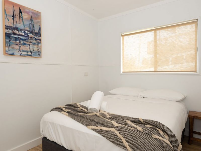 Blissful Beachfront Apartment Broulee