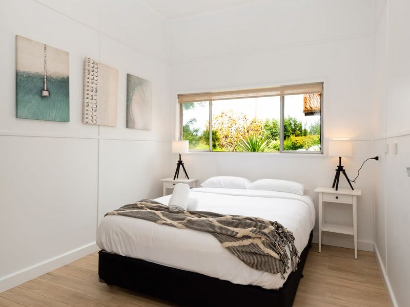 Blissful Beachfront Apartment Broulee