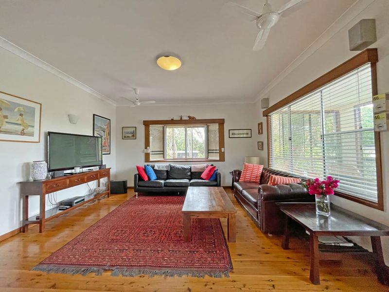 Broulee Pet Friendly Coastal Delight