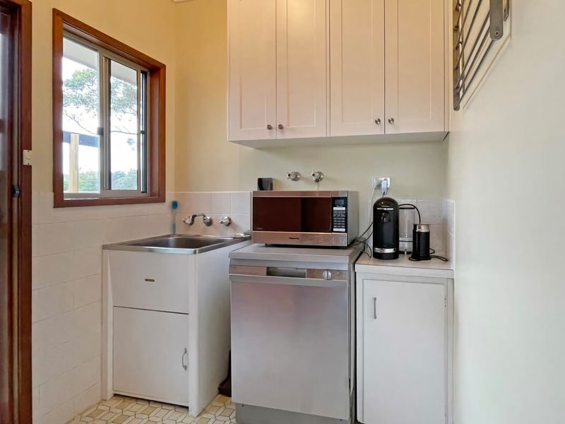 Broulee Pet Friendly Coastal Delight