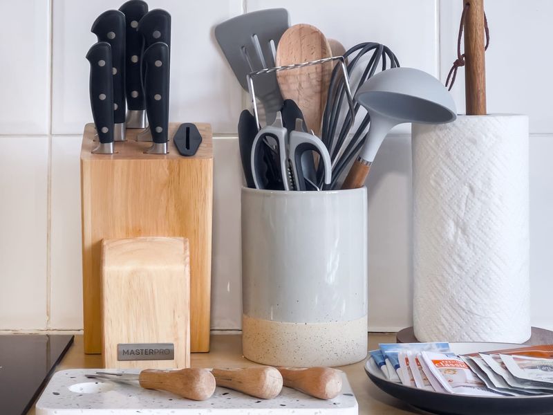 Cozy Retreat with Balcony in Crows Nest