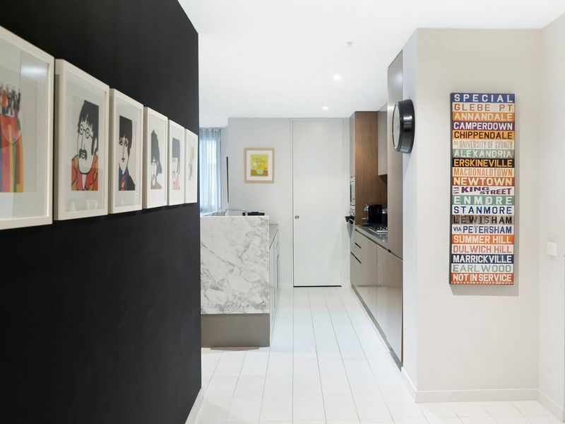 Leafy Inner City Apartment Camperdown