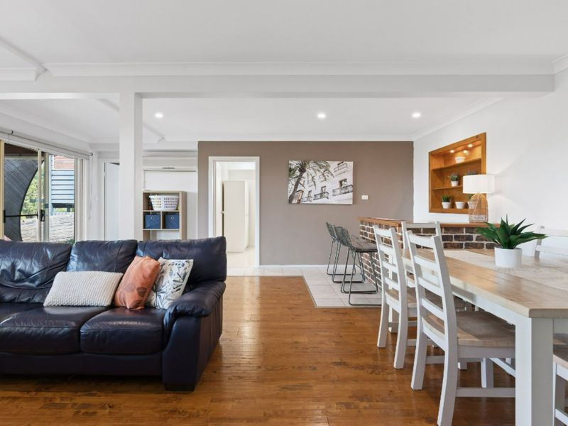 Holiday Home with Ocean Views Wamberal